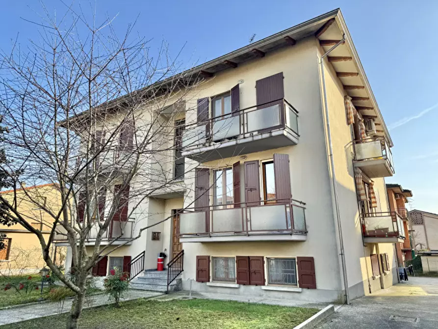 Immagine 1 di Appartamento in vendita  in Via Fratelli Bandiera a San Secondo Parmense
