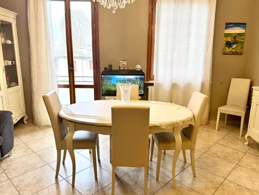 Immagine 3 di Appartamento in vendita  in Via Fratelli Bandiera a San Secondo Parmense