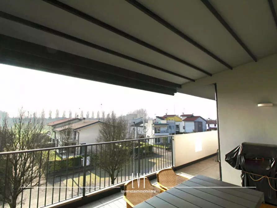 Immagine 31 di Appartamento in vendita  in via Bassi 102 a San Donà Di Piave