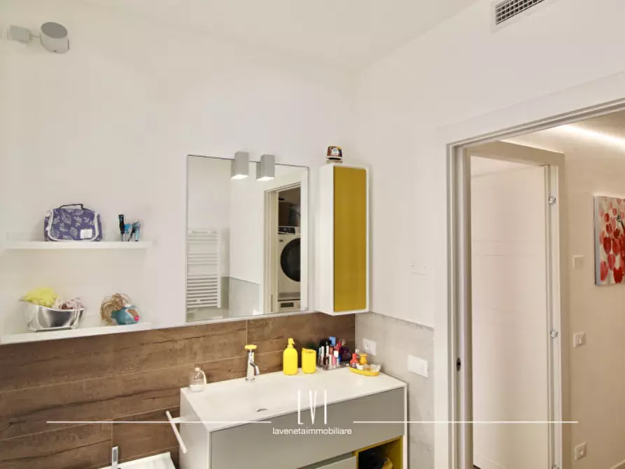 Immagine 49 di Appartamento in vendita  in via Bassi 102 a San Donà Di Piave
