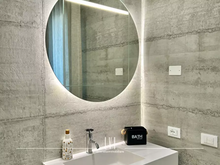 Immagine 51 di Appartamento in vendita  in via Bassi 102 a San Donà Di Piave