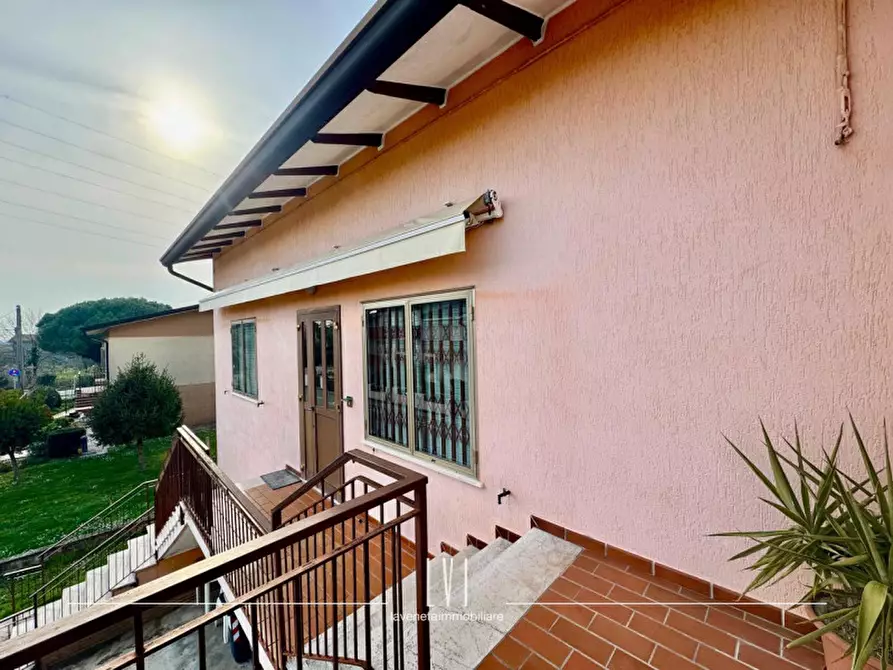 Immagine 17 di Appartamento in vendita  in via Leopardi 29 a Eraclea