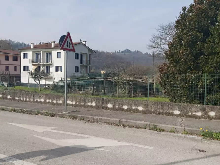Immagine 3 di Terreno in vendita  in Via Tormeno a Vicenza