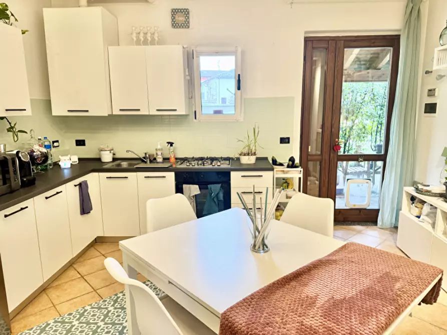 Immagine 7 di Appartamento in vendita  in strada villa a Roccabianca