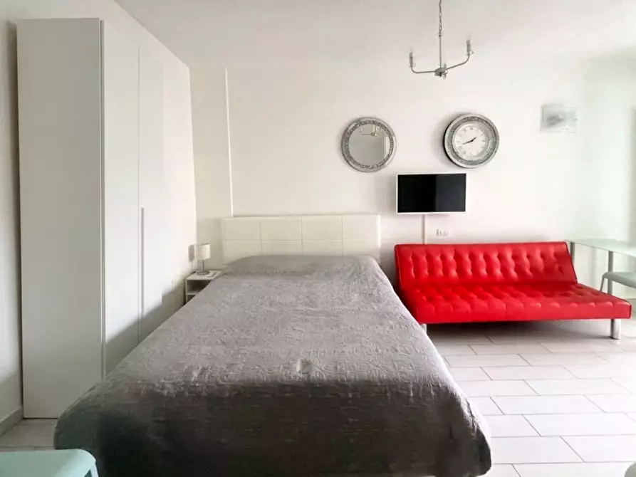 Immagine 3 di Appartamento in vendita  in Viale Padova a Rimini