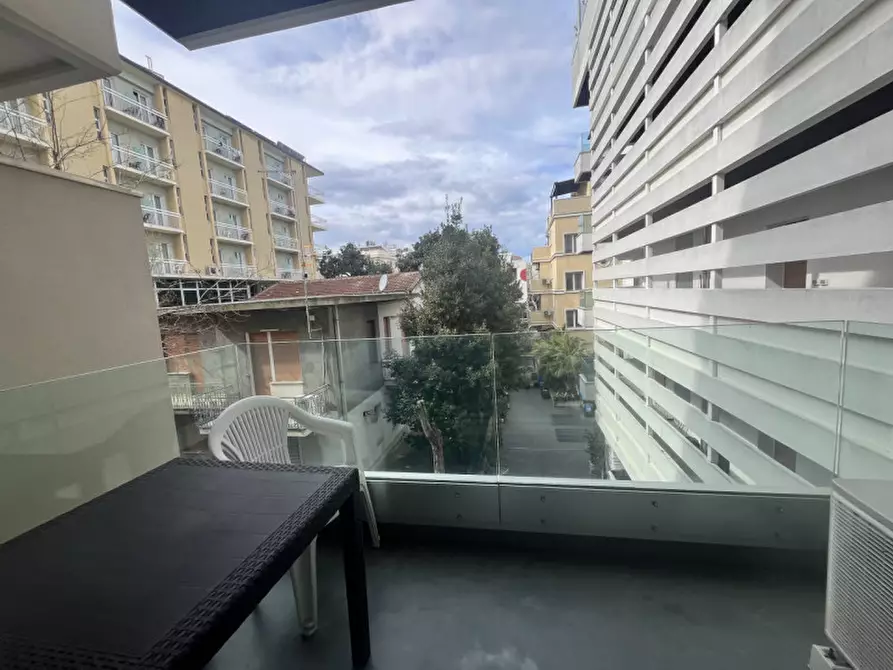 Immagine 7 di Appartamento in vendita  in Viale Padova a Rimini