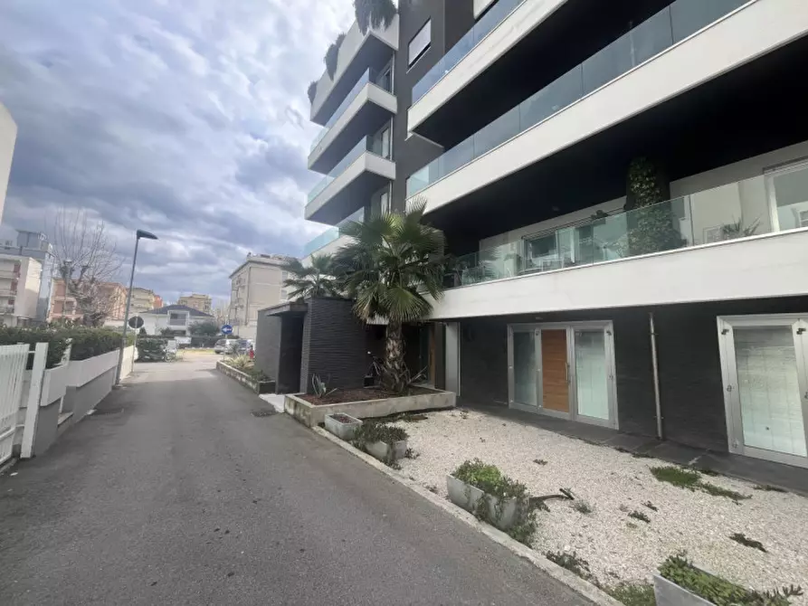 Immagine 17 di Appartamento in vendita  in Viale Padova a Rimini