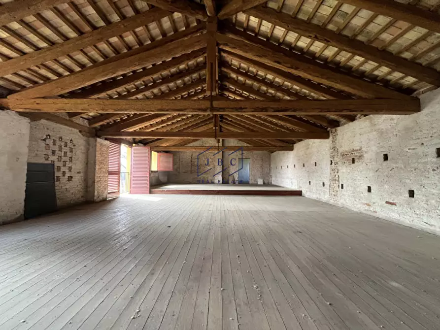 Immagine 17 di Rustico / casale in vendita  in via montegrappa a San Biagio Di Callalta