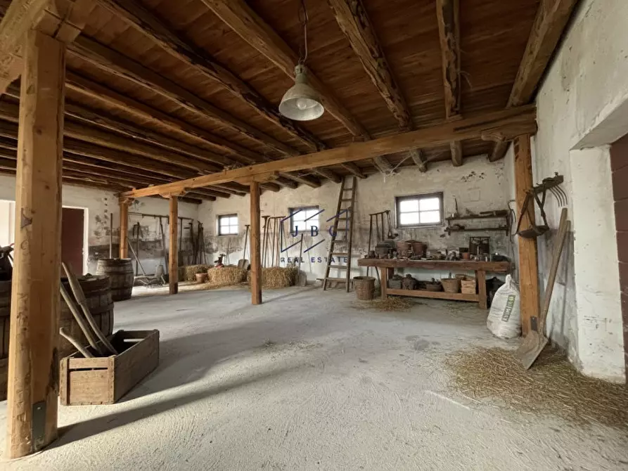 Immagine 24 di Rustico / casale in vendita  in via montegrappa a San Biagio Di Callalta