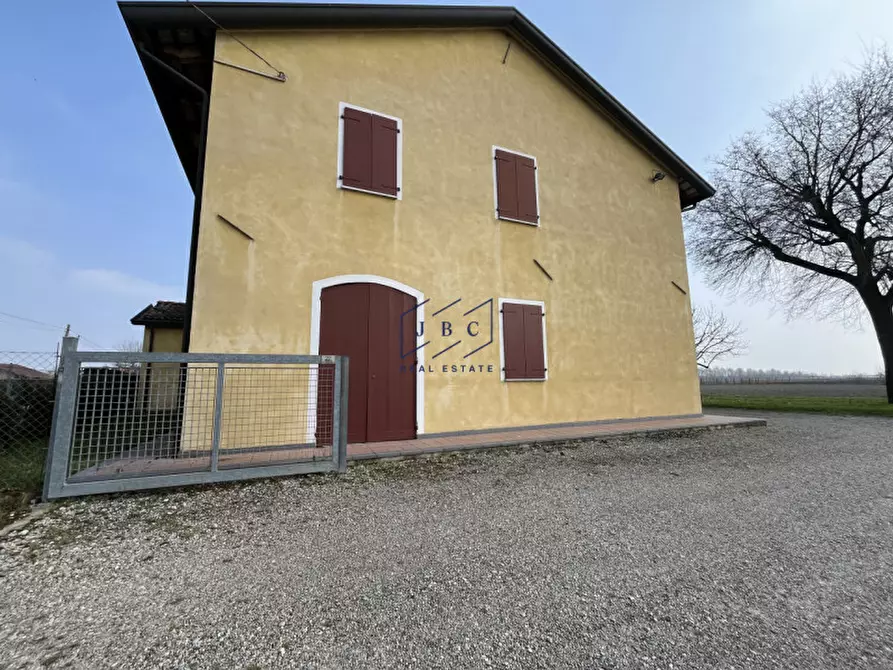 Immagine 26 di Rustico / casale in vendita  in via montegrappa a San Biagio Di Callalta