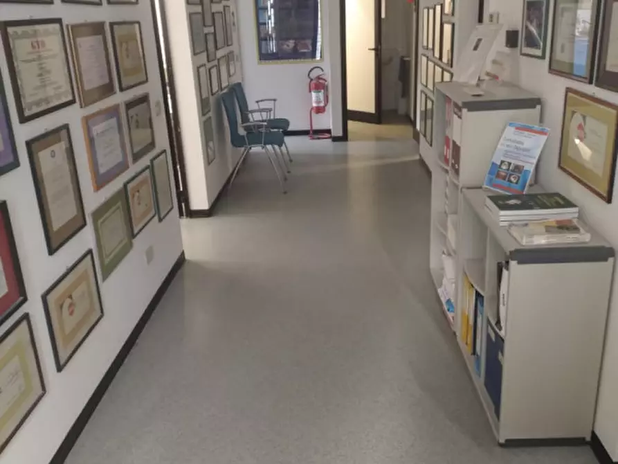 Immagine 1 di Ufficio in affitto  in viale dell'arcella a Padova