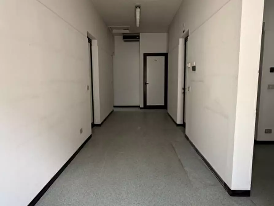 Immagine 6 di Ufficio in affitto  in viale dell'arcella a Padova