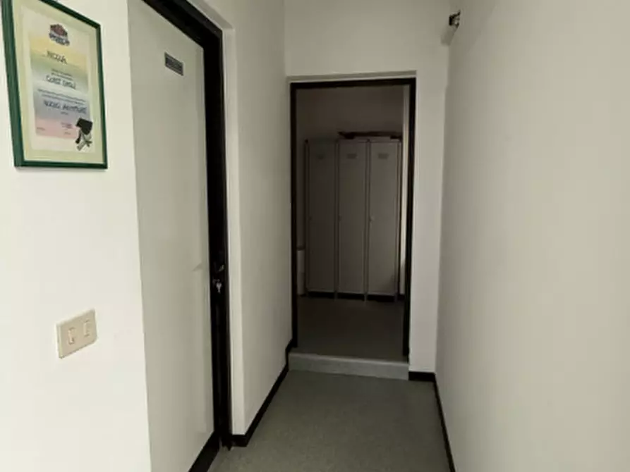 Immagine 15 di Ufficio in affitto  in viale dell'arcella a Padova