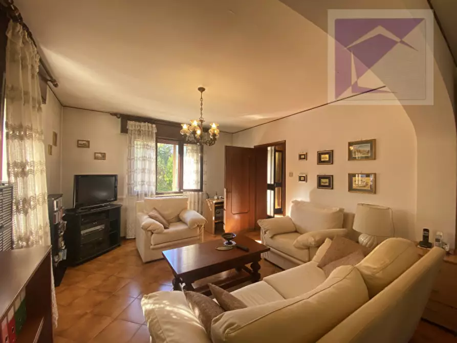 Immagine 7 di Villa in vendita  a Santa Giustina In Colle