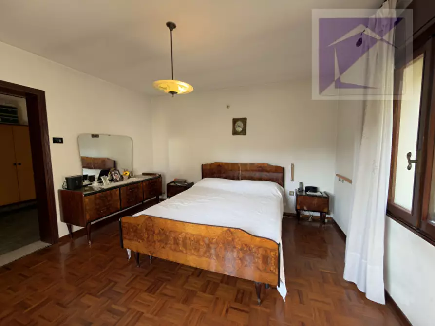 Immagine 21 di Villa in vendita  a Santa Giustina In Colle