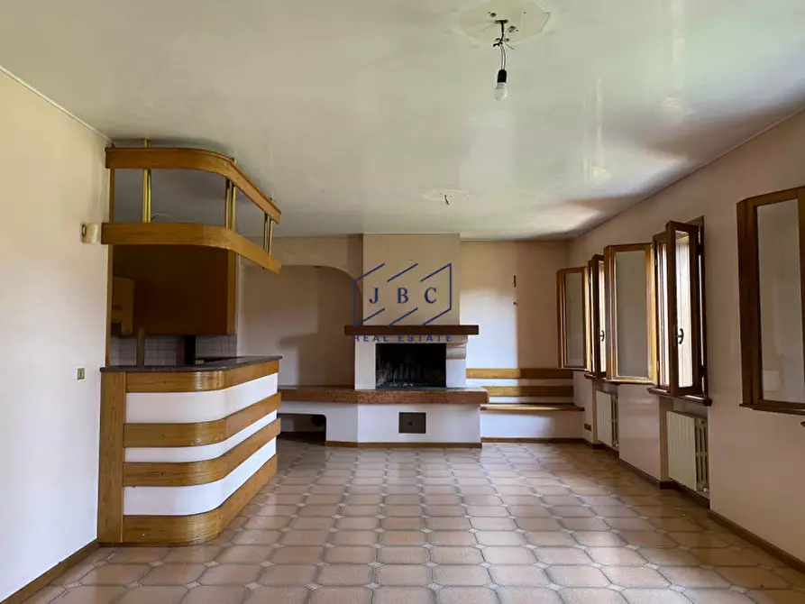 Immagine 10 di Villa in vendita  a Mansuè