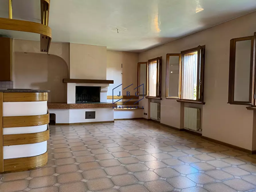 Immagine 11 di Villa in vendita  a Mansuè