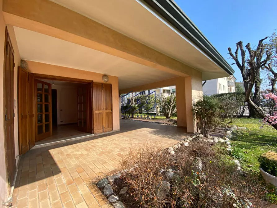 Immagine 42 di Villa in vendita  a Mansuè