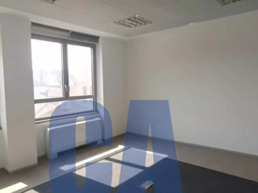 Immagine 8 di Ufficio in affitto  in PIAZZA MISSORI GIUSEPPE a Milano