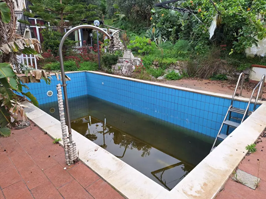 Immagine 2 di Villa in vendita  in Via donatello, 90040 Capaci PA, Italia a Capaci