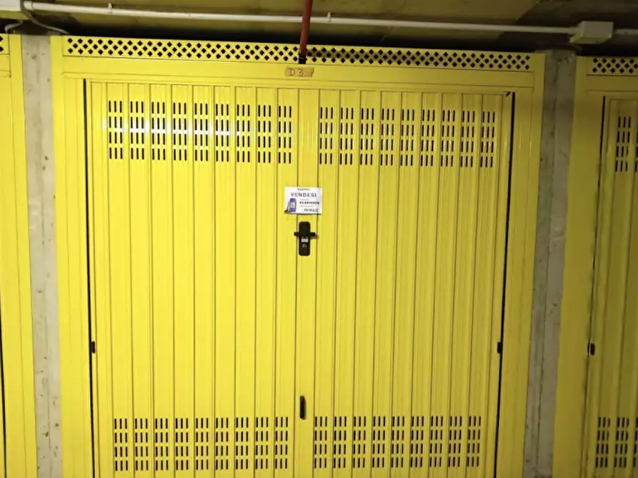 Immagine 1 di Posto auto in vendita  in Via Rita Levi Montalcini, 5a, 10098 Rivoli TO, Italia a Rivoli