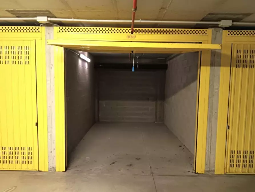 Immagine 4 di Posto auto in vendita  in Via Rita Levi Montalcini, 5a, 10098 Rivoli TO, Italia a Rivoli