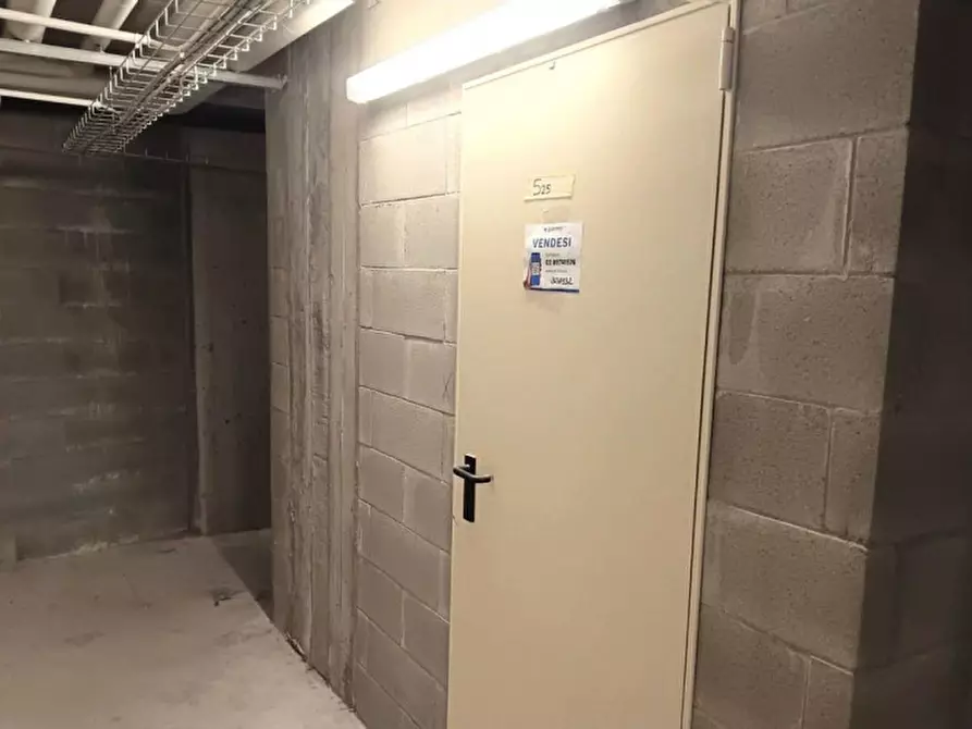 Immagine 9 di Negozio in vendita  in Via Rita Levi Montalcini, 3g, 10098 Rivoli TO, Italia a Rivoli