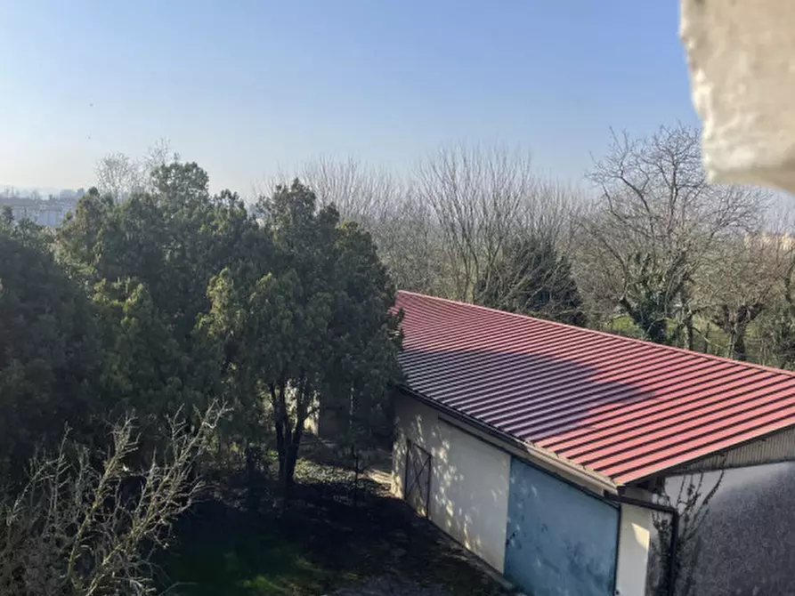Immagine 10 di Rustico / casale in vendita  in Strada Sant'Antonino a Vicenza