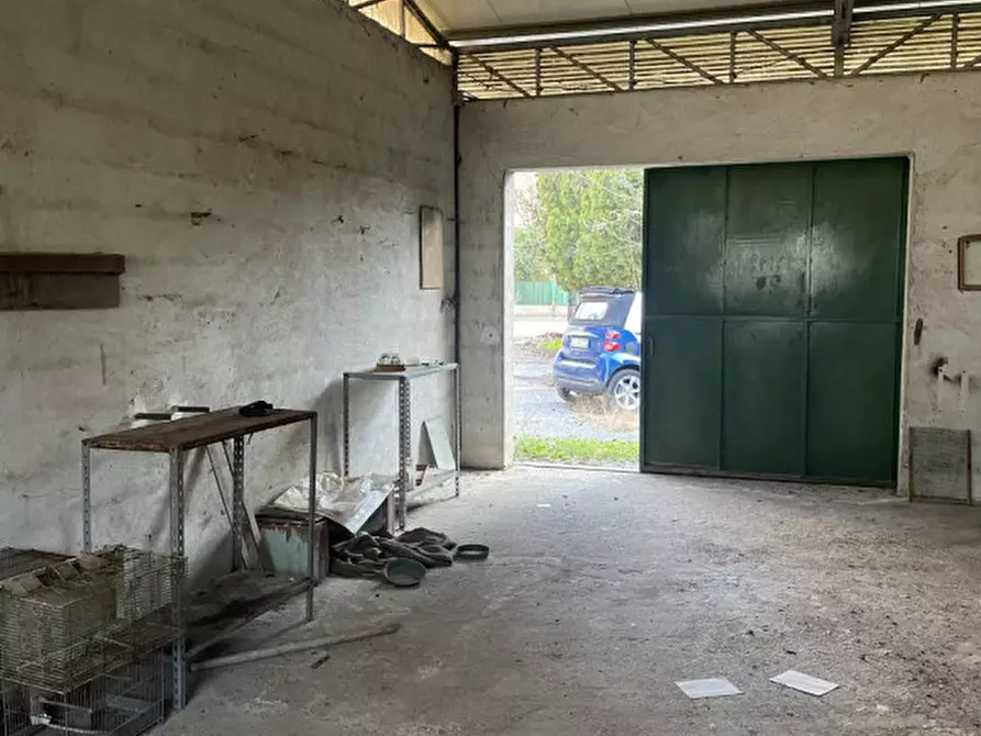 Immagine 11 di Rustico / casale in vendita  in Strada Sant'Antonino a Vicenza