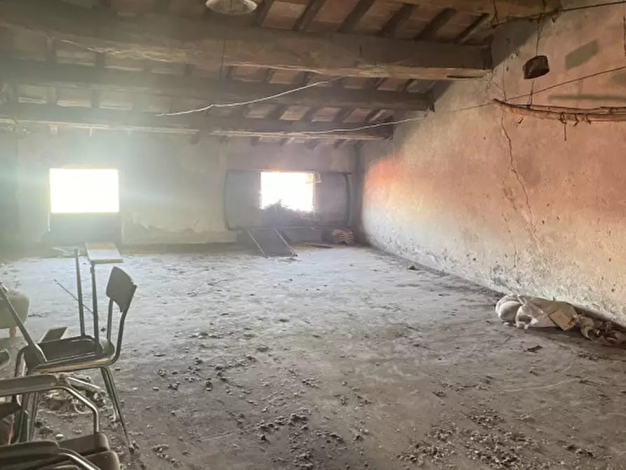 Immagine 21 di Rustico / casale in vendita  in Strada Sant'Antonino a Vicenza