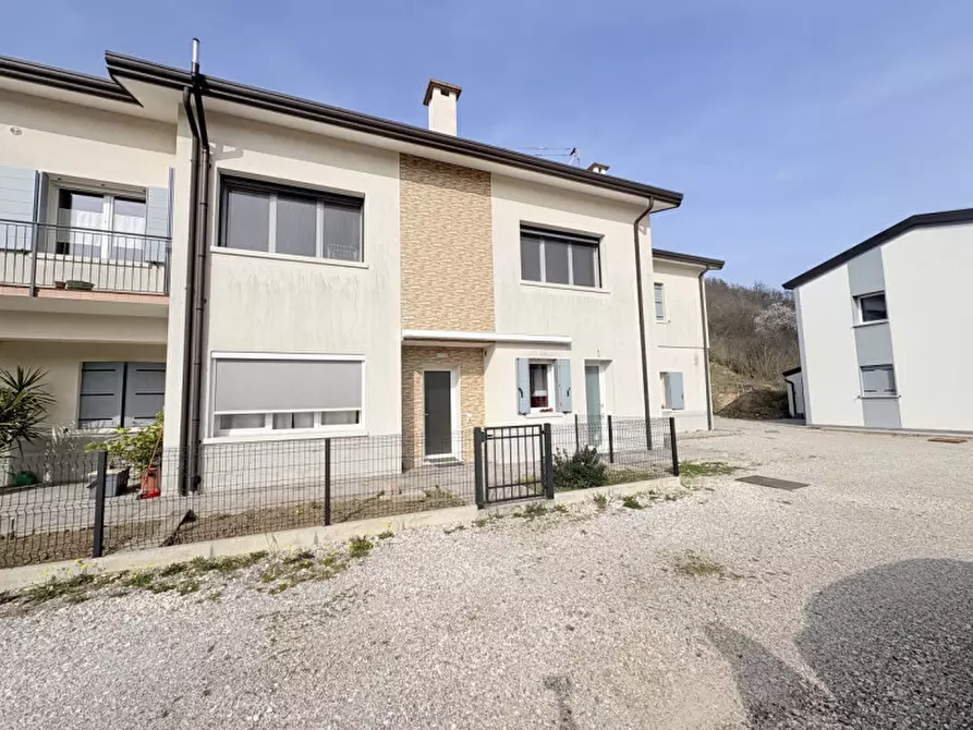 Immagine 1 di Appartamento in vendita  in Via Chiesa Cinto a Cinto Euganeo