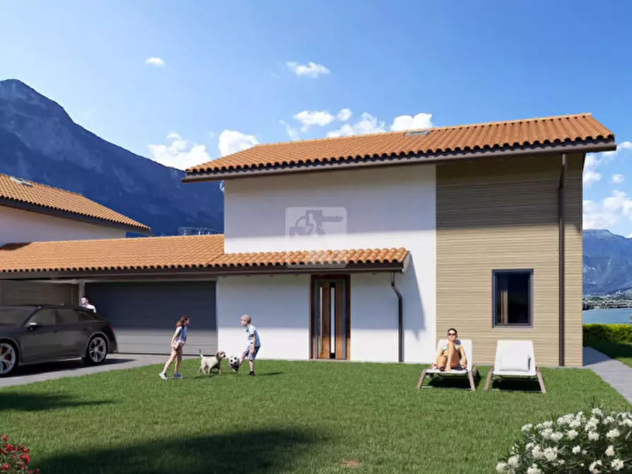 Immagine 1 di Villa in vendita  in Via Trebi a Cavedine