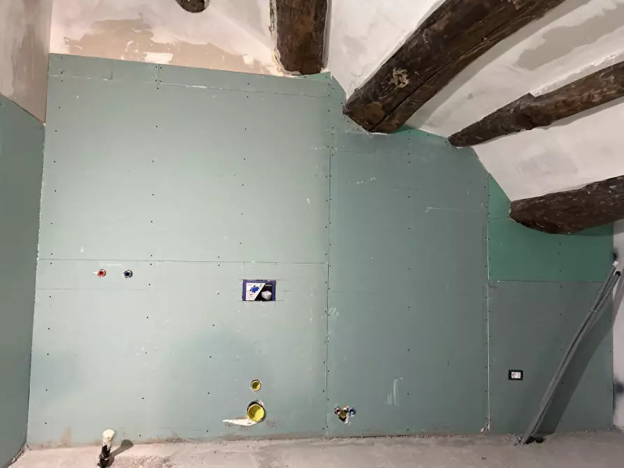 Immagine 9 di Rustico / casale in vendita  in contrada Pazzocco a Roverè Veronese