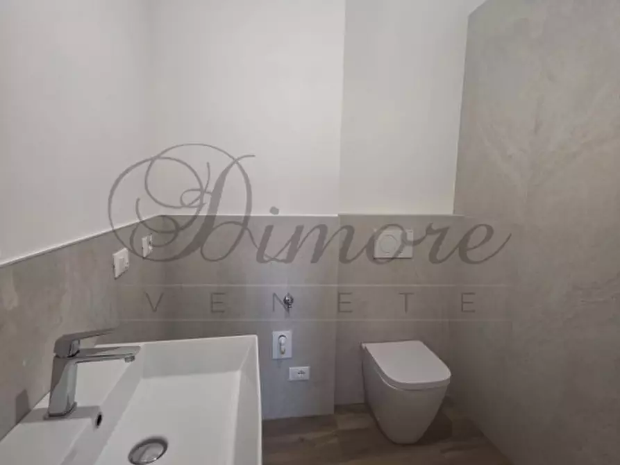 Immagine 15 di Appartamento in vendita  in Via Porara a Mirano