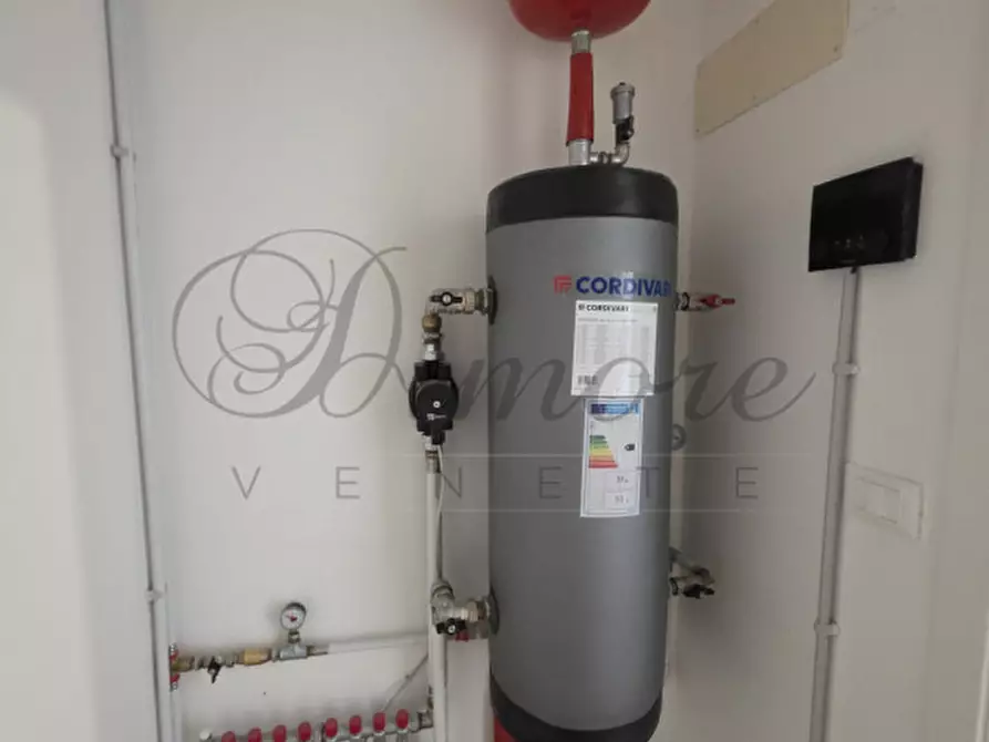 Immagine 18 di Appartamento in vendita  in Via Porara a Mirano