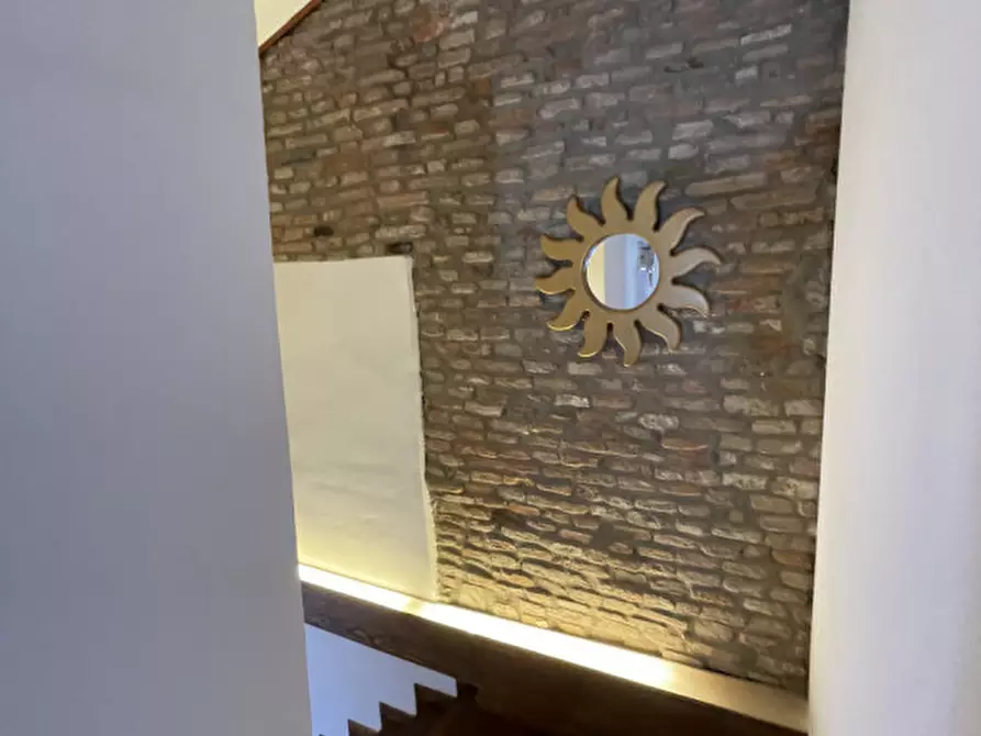 Immagine 1 di Appartamento in vendita  a Vicenza
