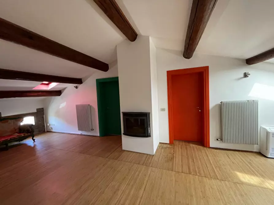 Immagine 14 di Appartamento in vendita  a Vicenza