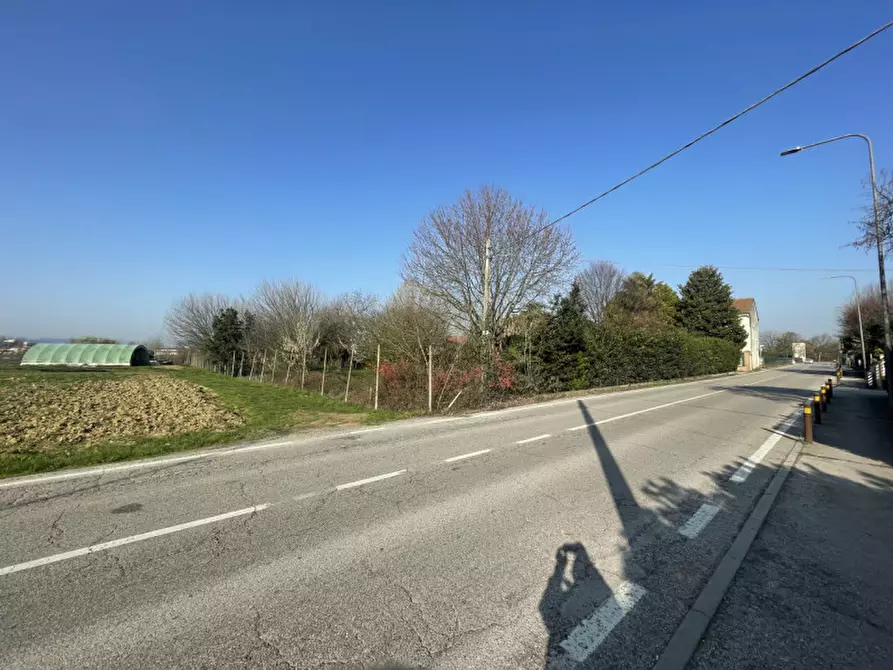 Immagine 2 di Terreno in vendita  in Strada Sant'Antonino a Vicenza
