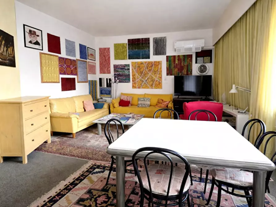 Immagine 2 di Appartamento in vendita  in Viale ortigara, 14 a Vicenza