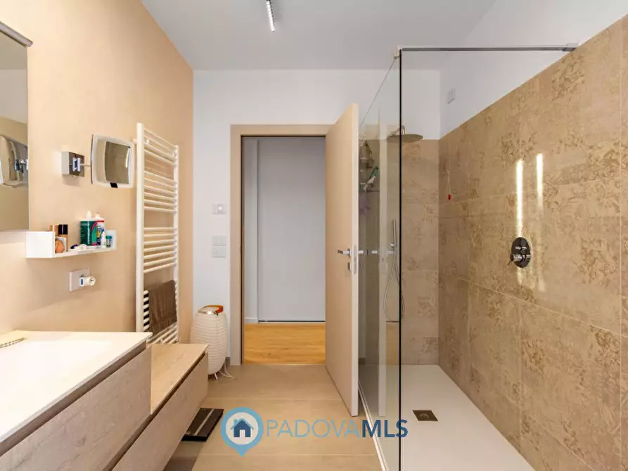 Immagine 21 di Villa in vendita  in via giotto, 33 a Borgoricco