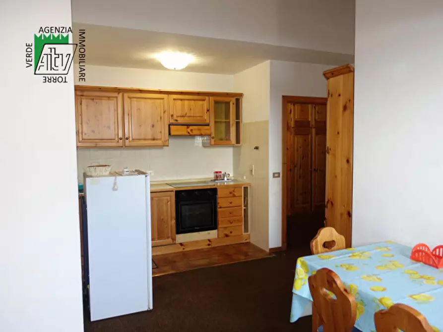 Immagine 5 di Appartamento in vendita  in Malè, via 4 Novembre a Malè