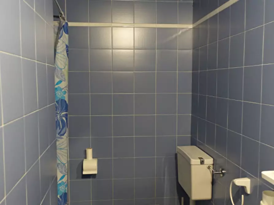 Immagine 8 di Appartamento in vendita  in Malè, via 4 Novembre a Malè