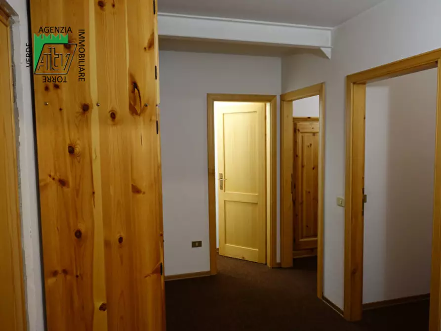 Immagine 10 di Appartamento in vendita  in Malè, via 4 Novembre a Malè