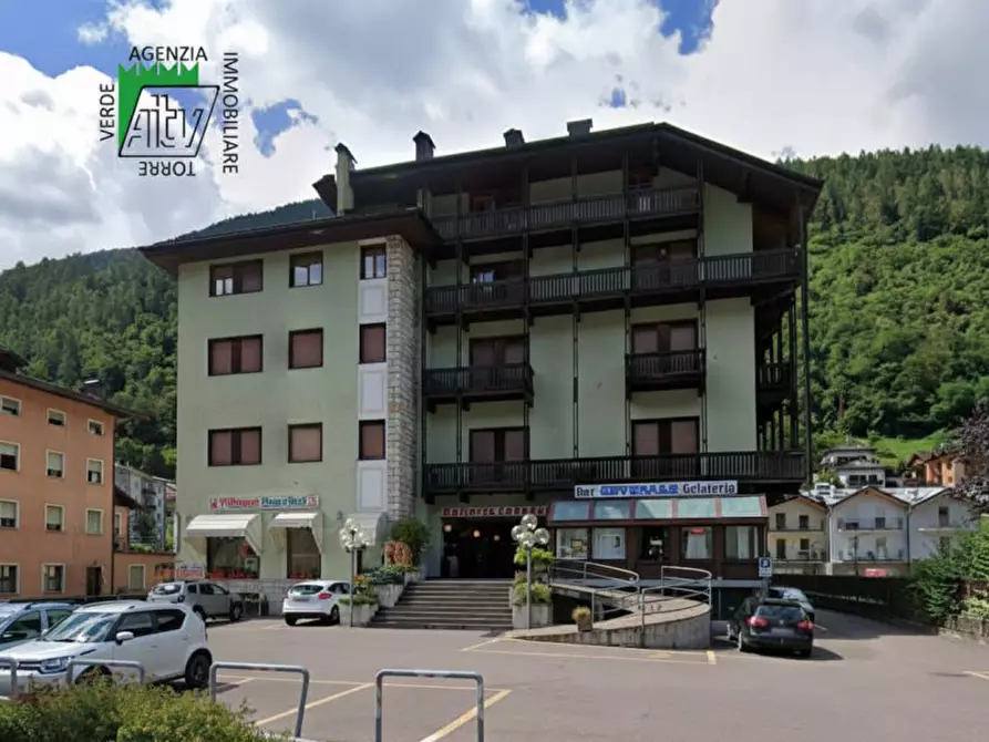 Immagine 23 di Appartamento in vendita  in Malè, via 4 Novembre a Malè