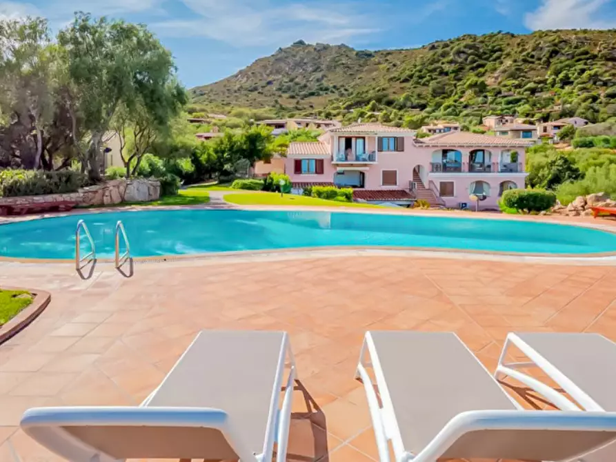 Immagine 1 di Hotel in vendita  in lu fraili sopra a San Teodoro