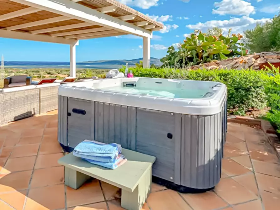 Immagine 5 di Hotel in vendita  in lu fraili sopra a San Teodoro