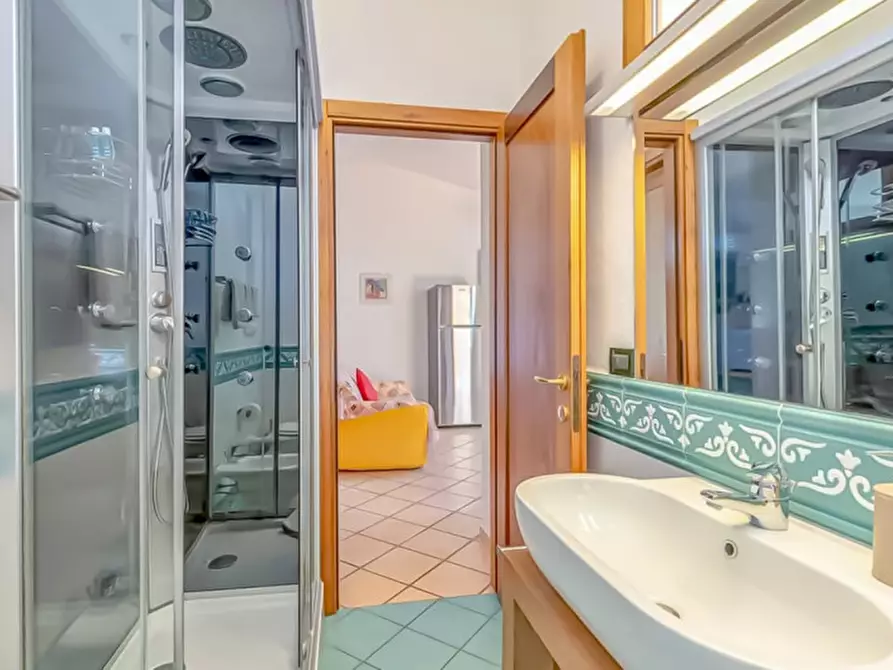 Immagine 12 di Hotel in vendita  in lu fraili sopra a San Teodoro