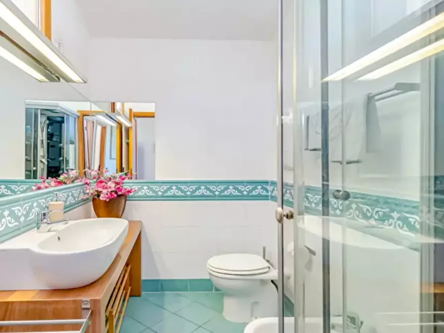 Immagine 13 di Hotel in vendita  in lu fraili sopra a San Teodoro