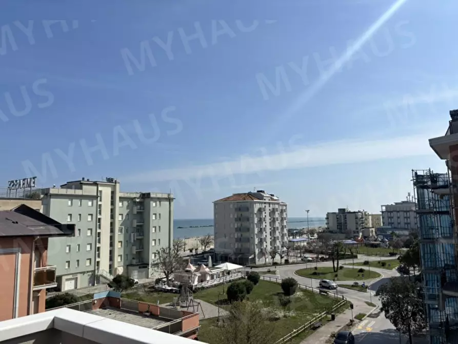 Immagine 25 di Appartamento in vendita  in Viale Caravaggio, 28 a Cesenatico