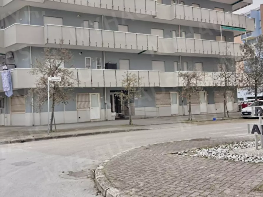 Immagine 42 di Appartamento in vendita  in Viale Caravaggio, 28 a Cesenatico